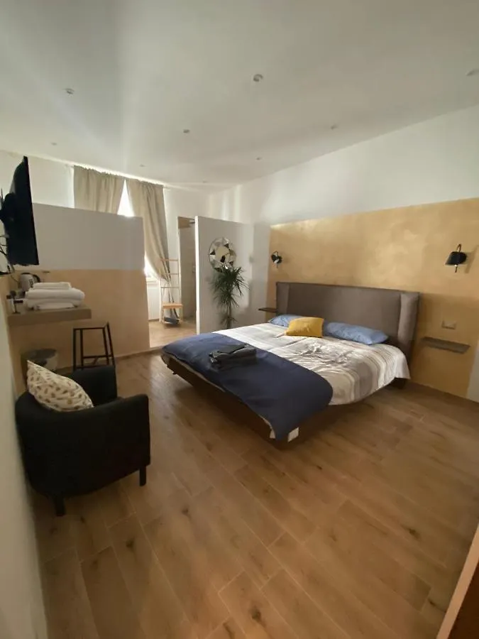 Guest house Casa Vacanza Sofa Hotel Sassari Italy